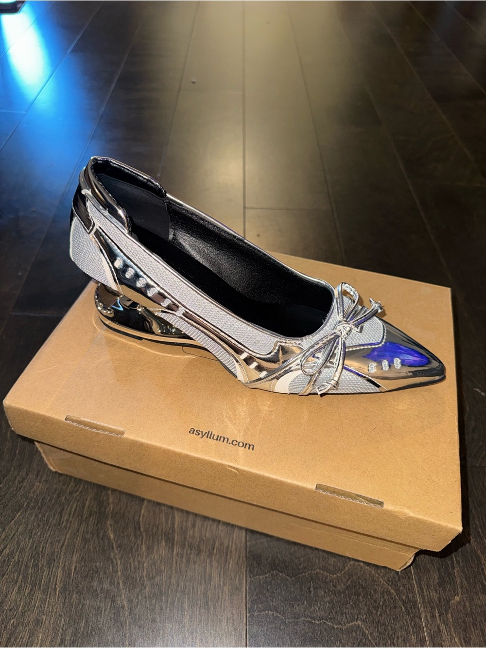 SILVER METALLIC HEELS